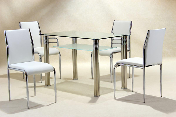 Vercelli Clear Glass Top Dining Set With 4 Dining Chairs